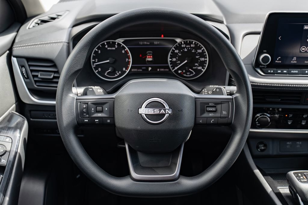 Certified 2025 Nissan Rogue S image 12