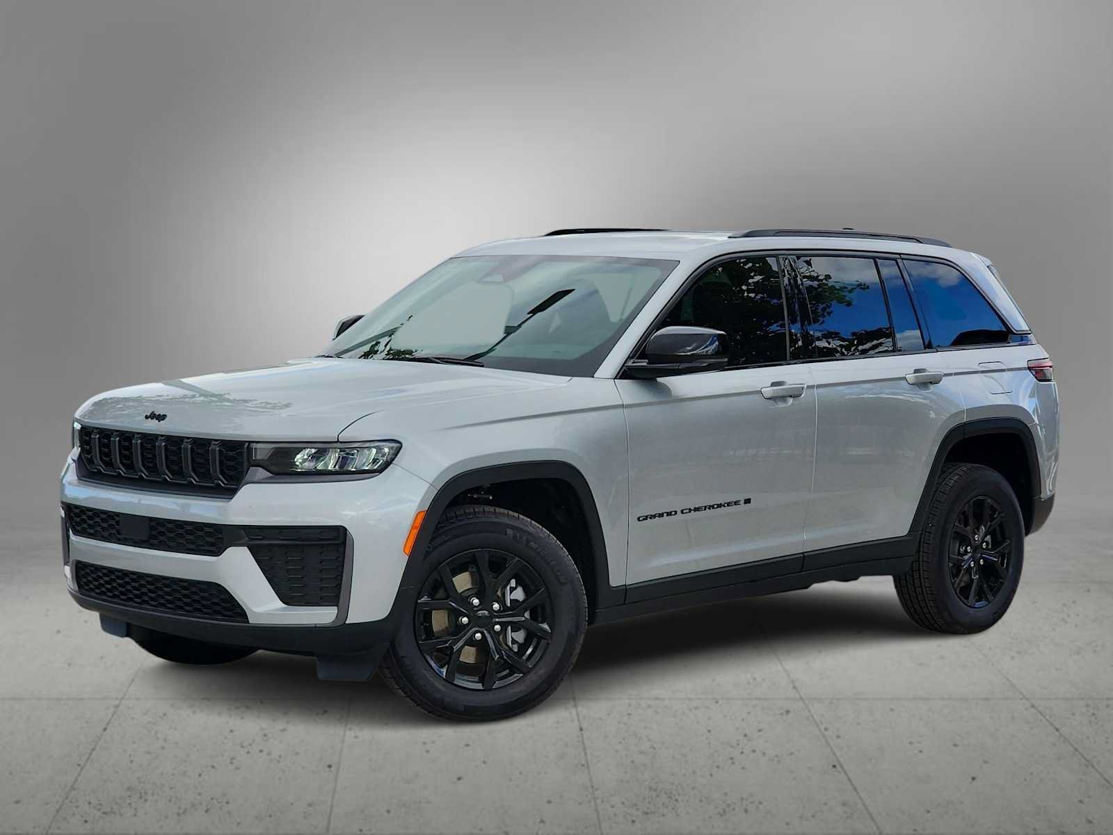 New 2026 Jeep Grand Cherokee Altitude AWD/4WD image 1