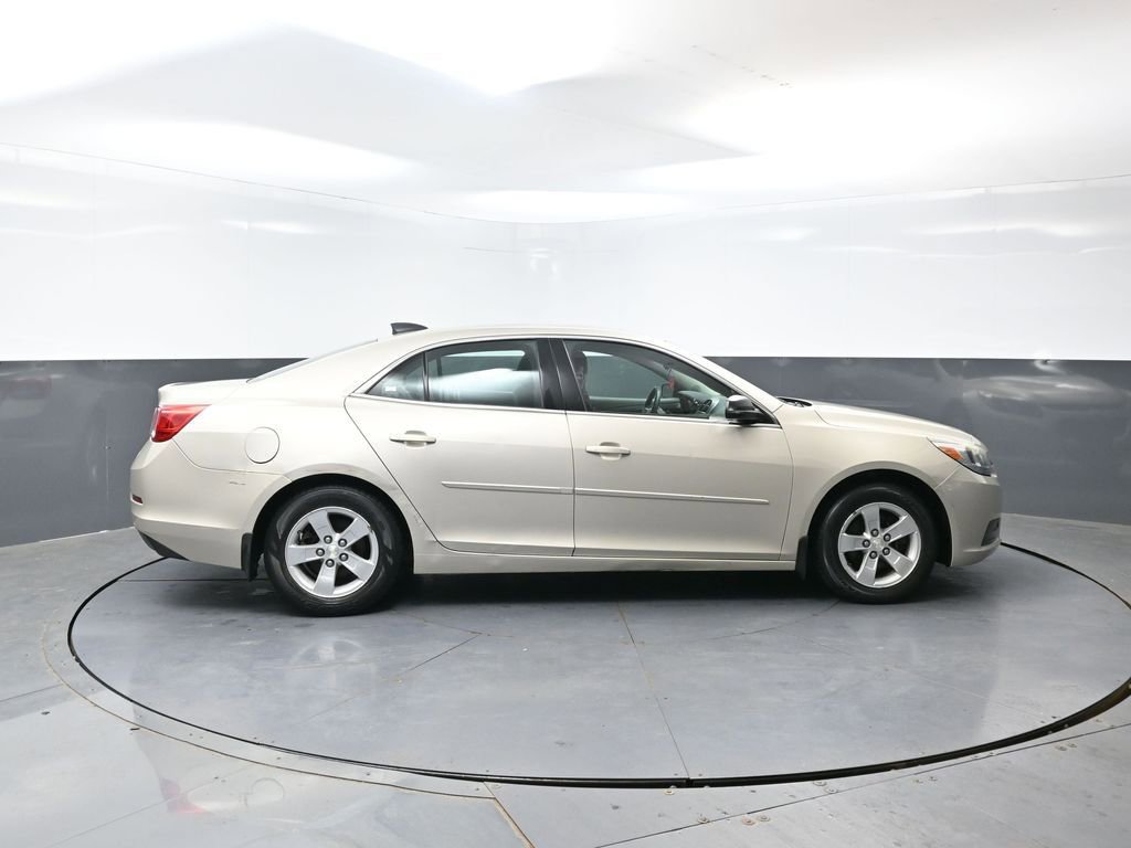 Used 2015 Chevrolet Malibu LS w/ Protection Package FWD image 2