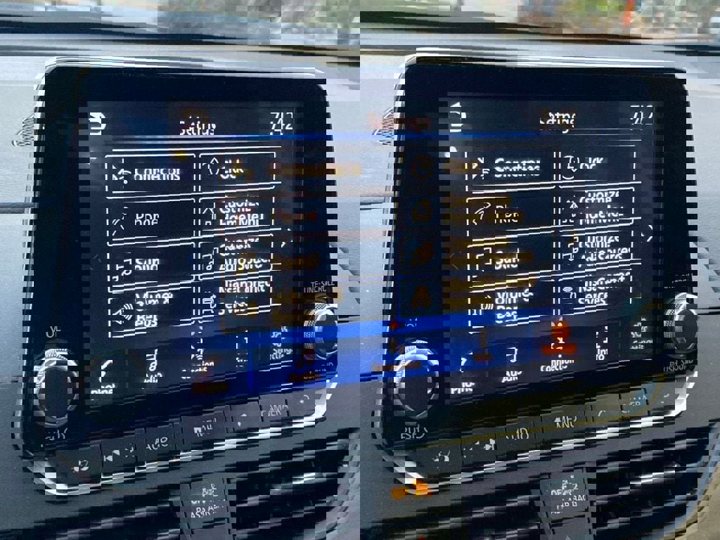 Used 2025 Nissan Altima 2.5 SV image 20