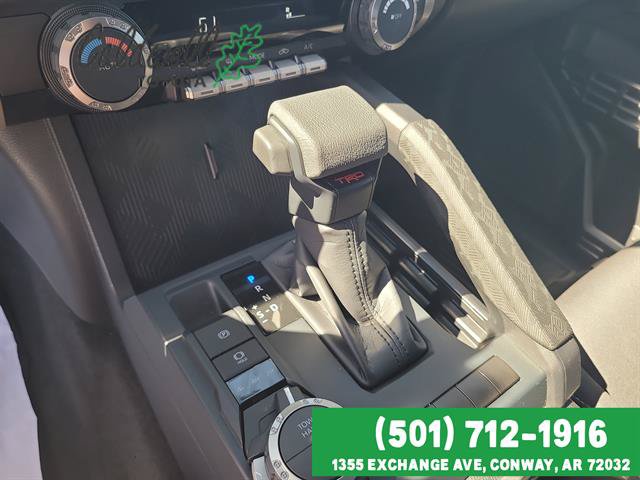 Used 2025 Toyota Tacoma TRD Sport AWD/4WD image 21