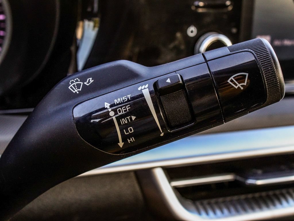 Used 2021 Kia K5 LX FWD image 29