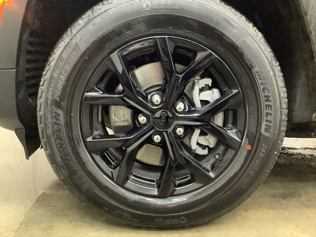 New 2025 Jeep Grand Cherokee L Altitude image 30