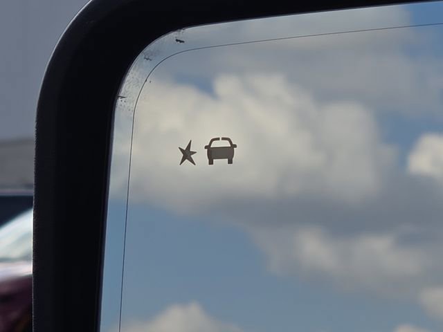 Used 2024 Chevrolet Silverado 2500 High Country w/ Technology Package image 12