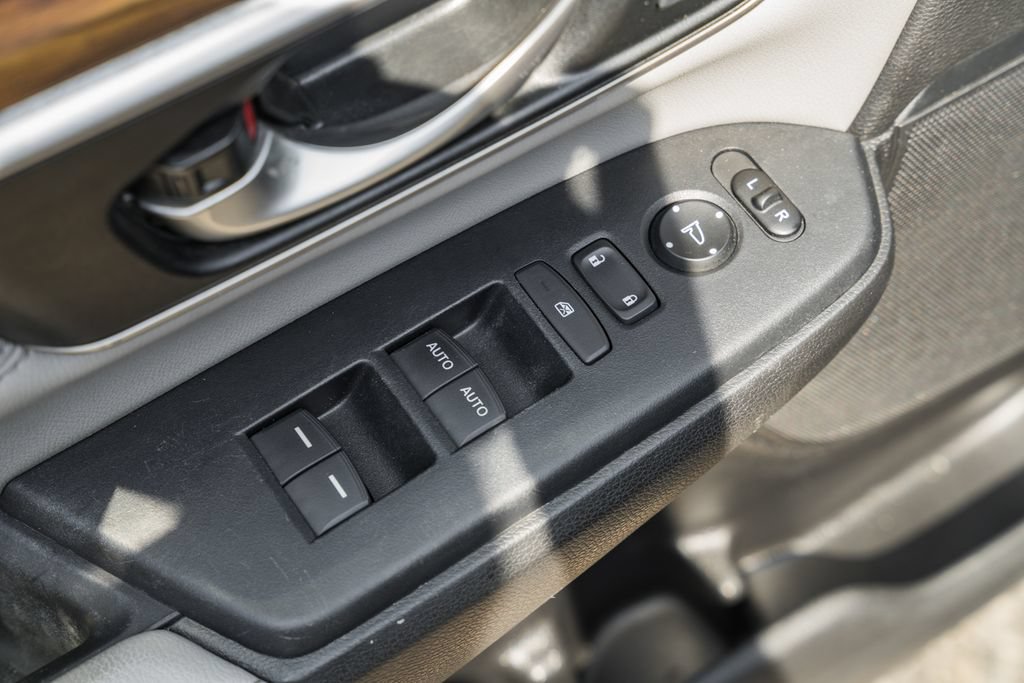Used 2018 Honda CR-V EX-L image 37