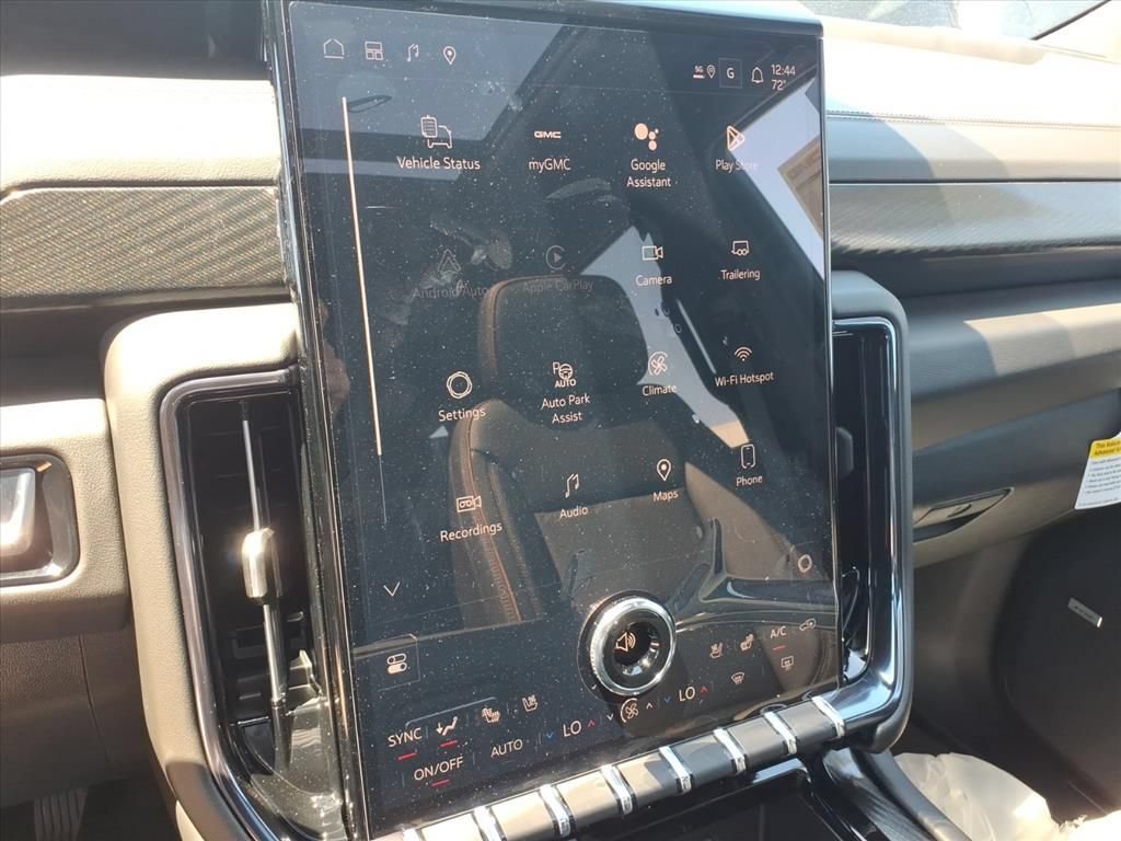 New 2026 GMC Yukon AT4 w/ AT4 Premium Plus Package AWD/4WD image 20