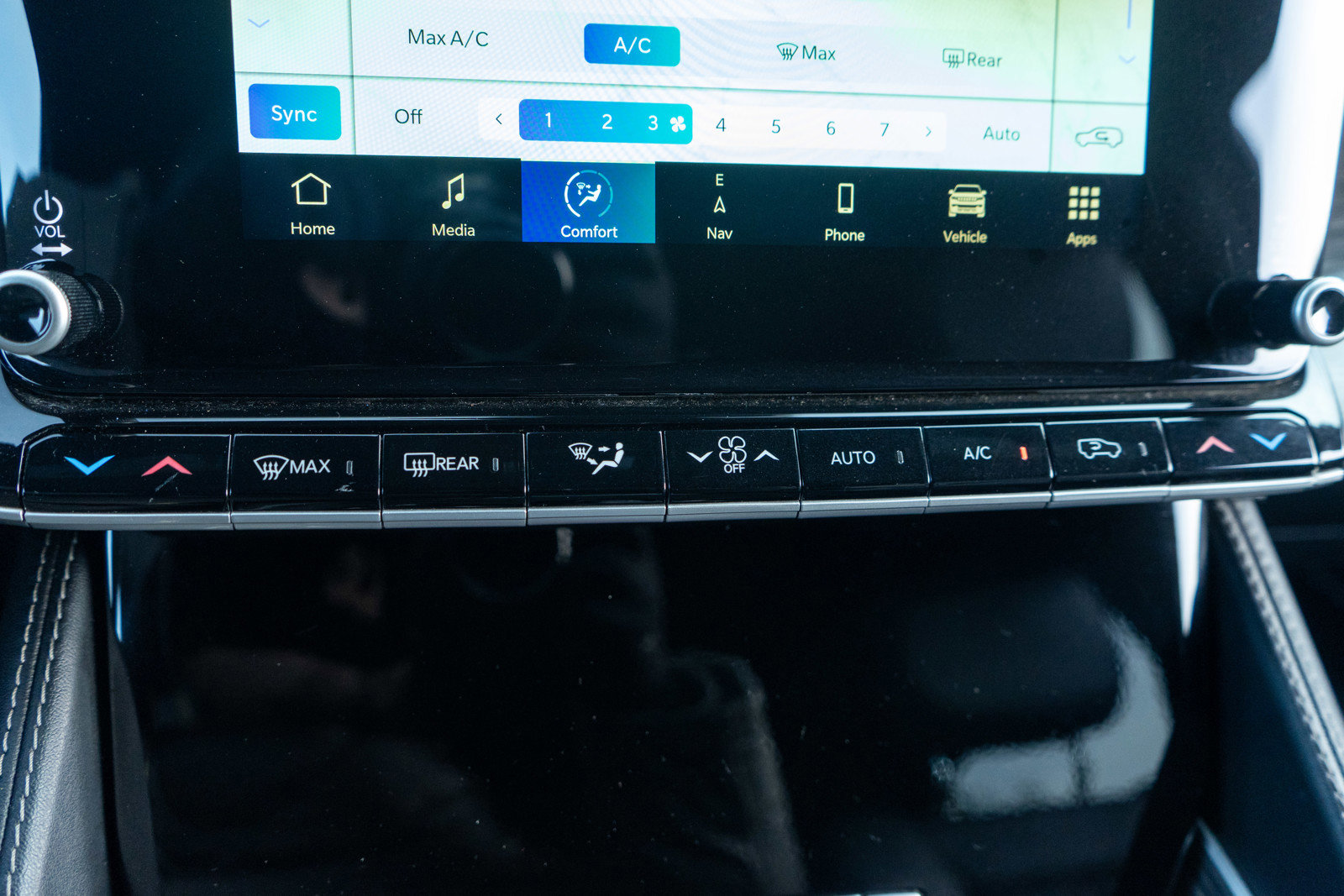 Used 2023 Jeep Wagoneer L Series II image 21