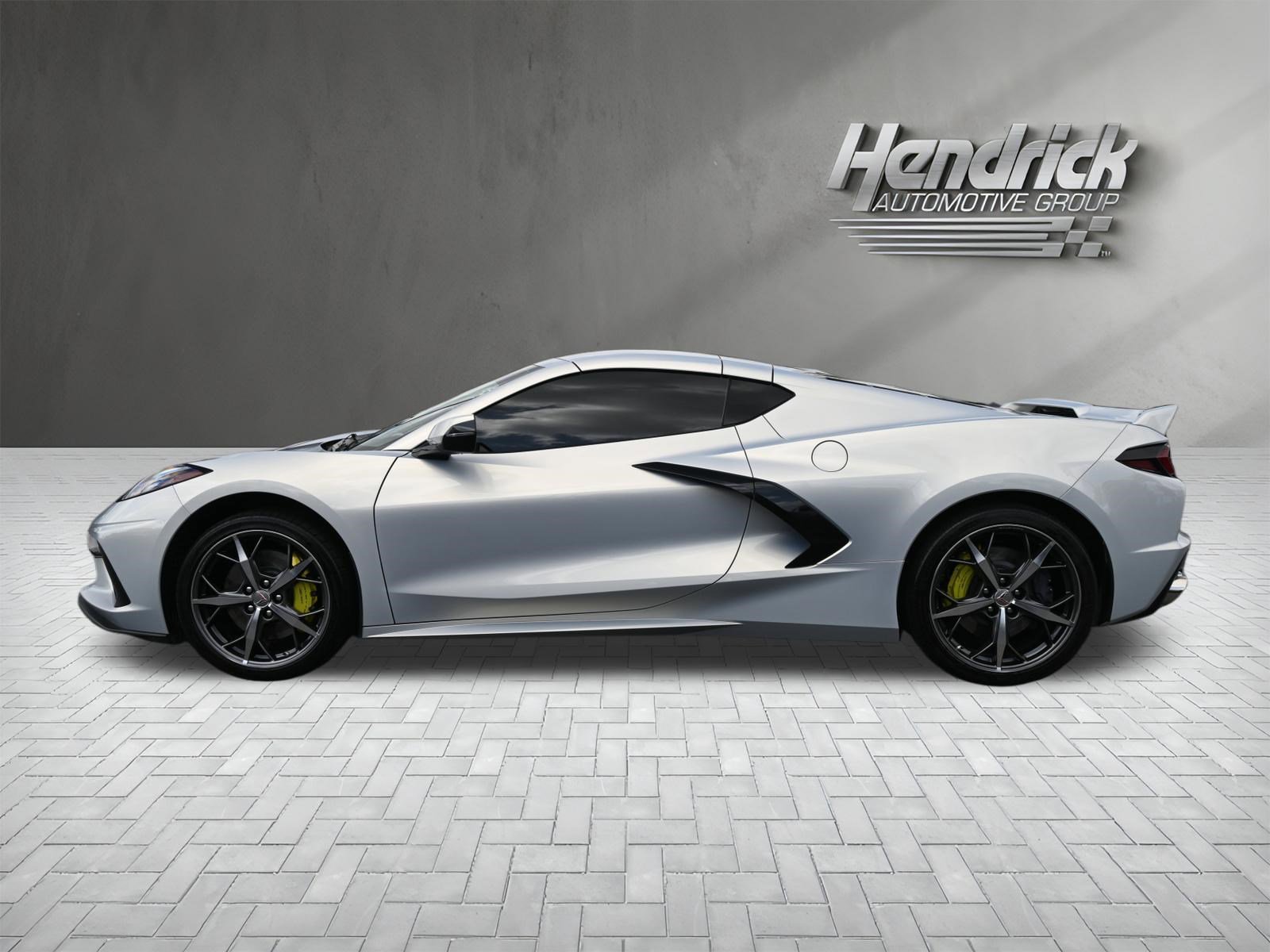 Used 2021 Chevrolet Corvette Stingray Premium Cpe w/ Z51 Performance Package image 9
