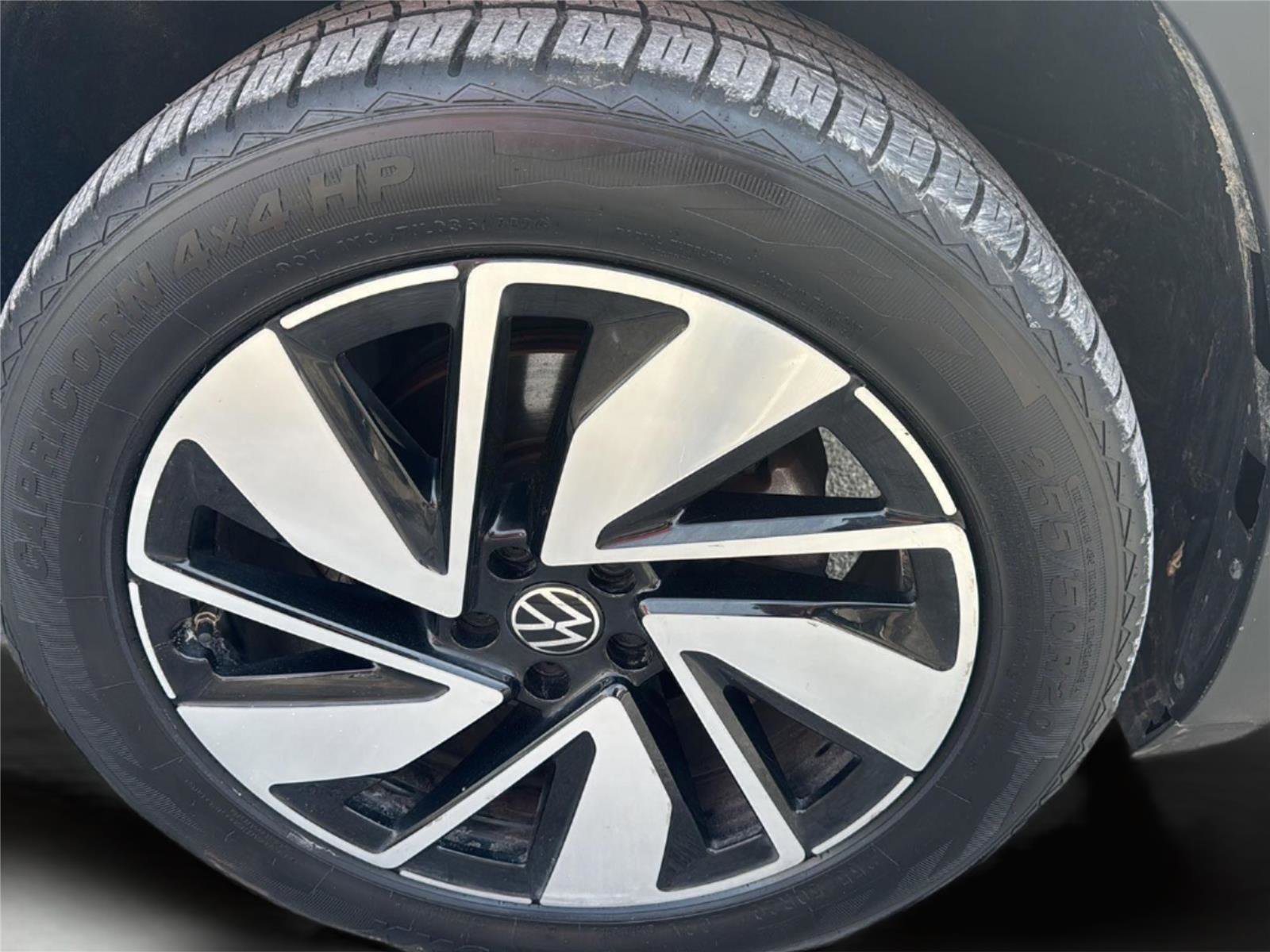 Used 2024 Volkswagen Atlas SE image 37