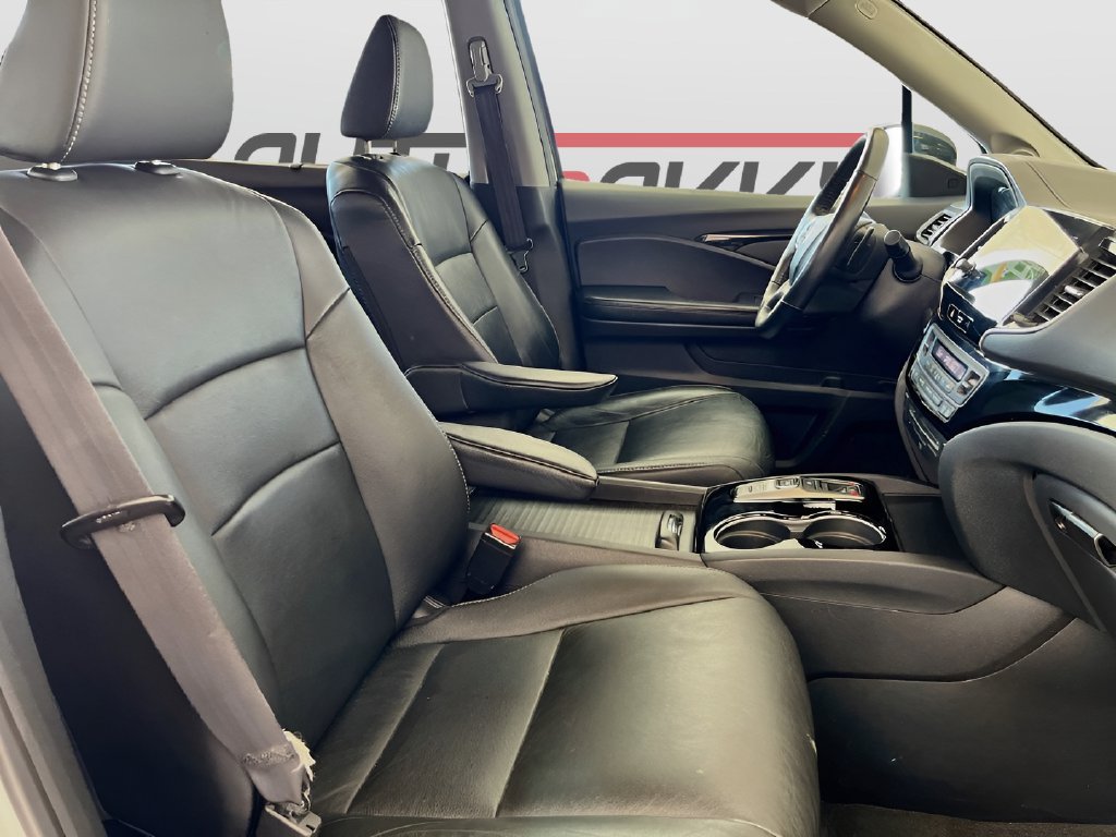 Used 2021 Honda Pilot Touring image 31