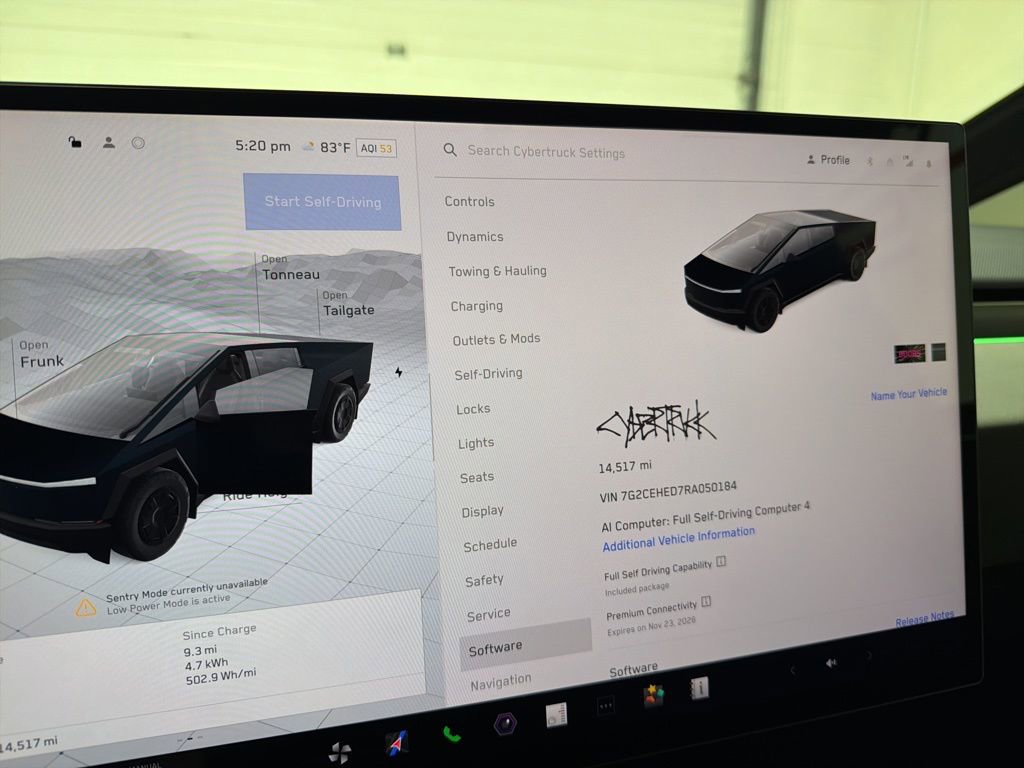 Used 2024 Tesla Cybertruck AWD Crew Cab image 34