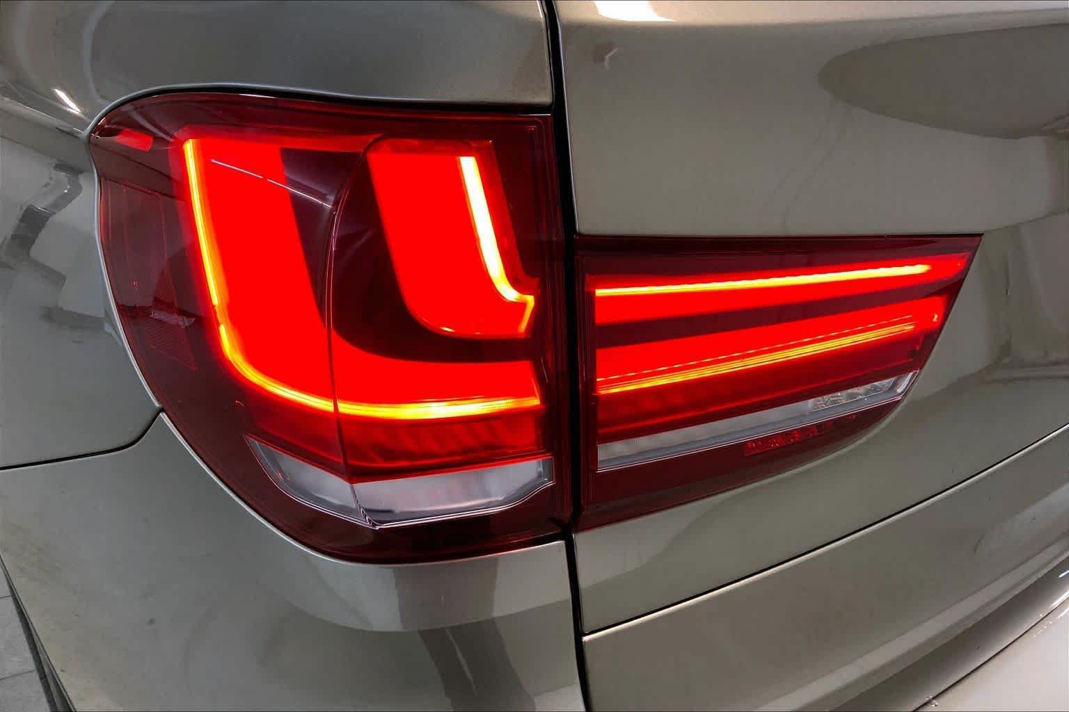 Used 2018 BMW X5 xDrive35i AWD/4WD image 28