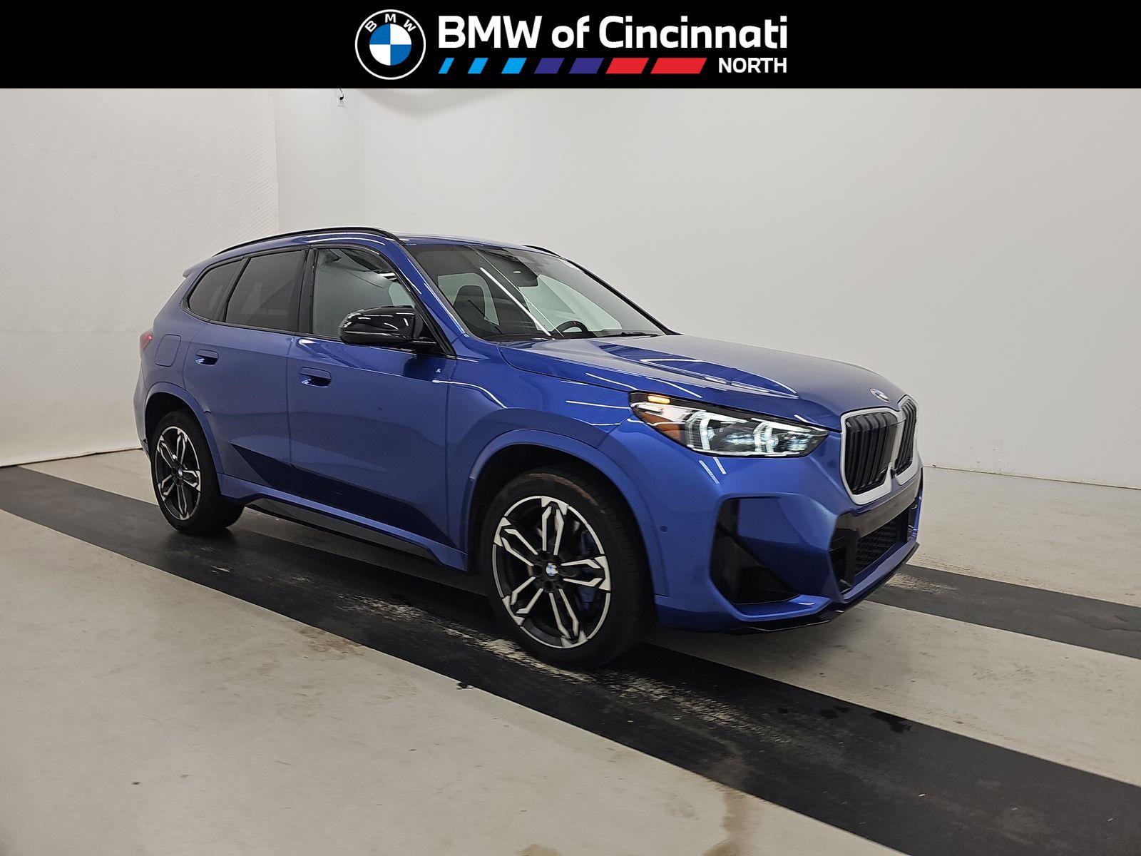 Used 2025 BMW X1 M35i AWD/4WD image 1