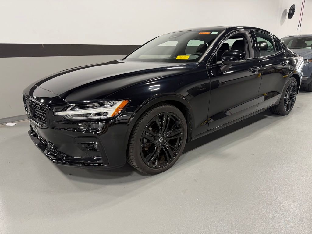 Certified 2023 Volvo S60 B5 Ultimate AWD/4WD image 1