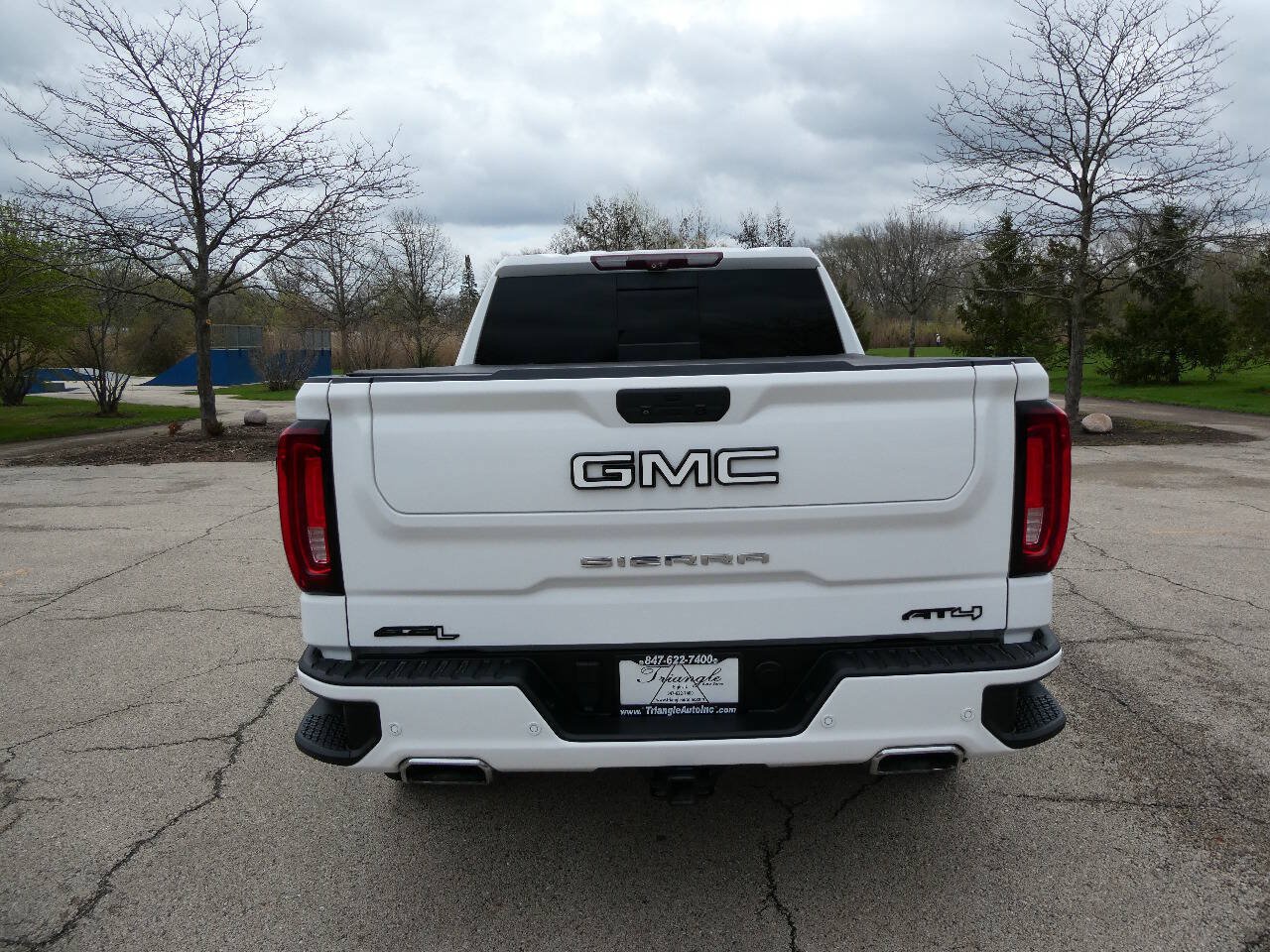 Used 2021 GMC Sierra 1500 AT4 w/ Technology Package AWD/4WD image 6