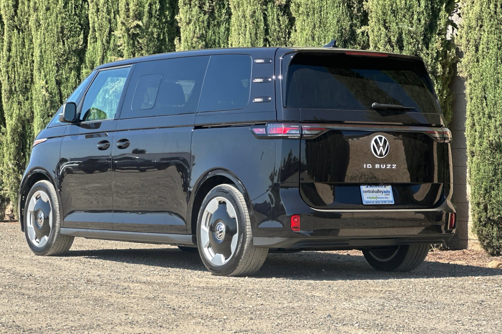 New 2025 Volkswagen ID. Buzz Pro S image 6