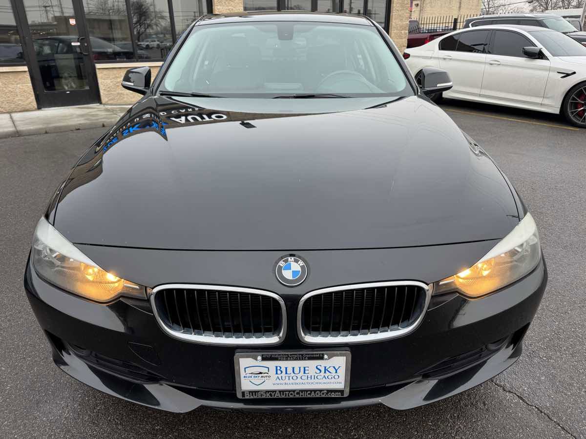 Used 2015 BMW 328i xDrive Sedan AWD/4WD image 2