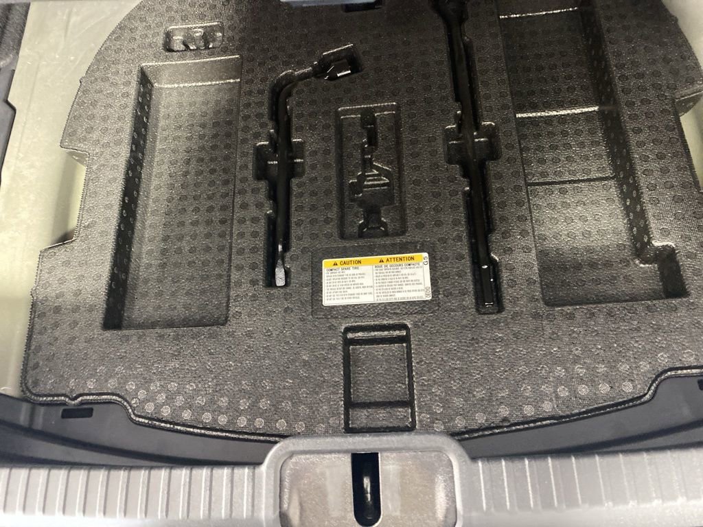 Certified 2023 Lexus ES 350 w/ Premium Package image 29