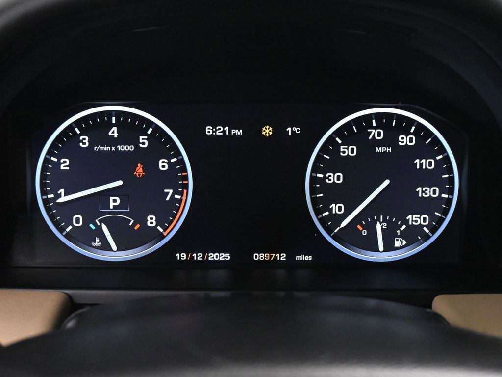 Used 2011 Land Rover Range Rover HSE LUX image 28