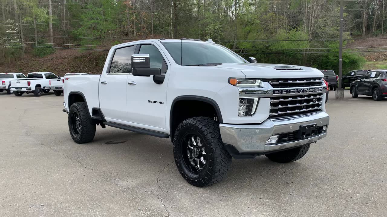 Used 2022 Chevrolet Silverado 3500 LTZ w/ LTZ Convenience Package image 3