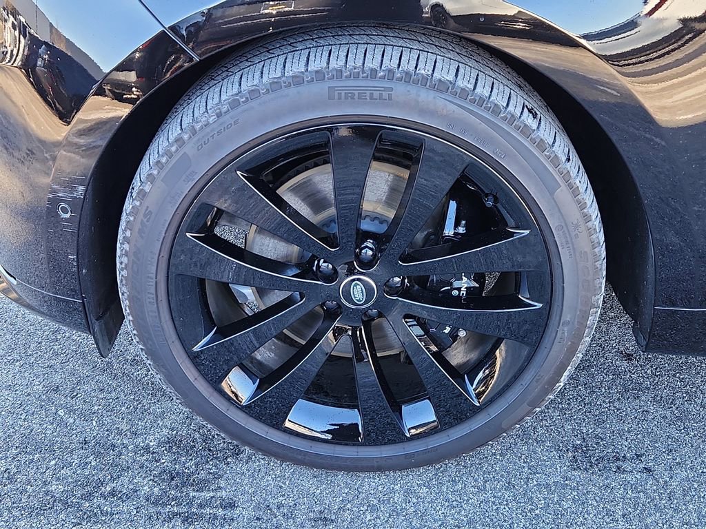 New 2025 Land Rover Range Rover Sport Autobiography image 9