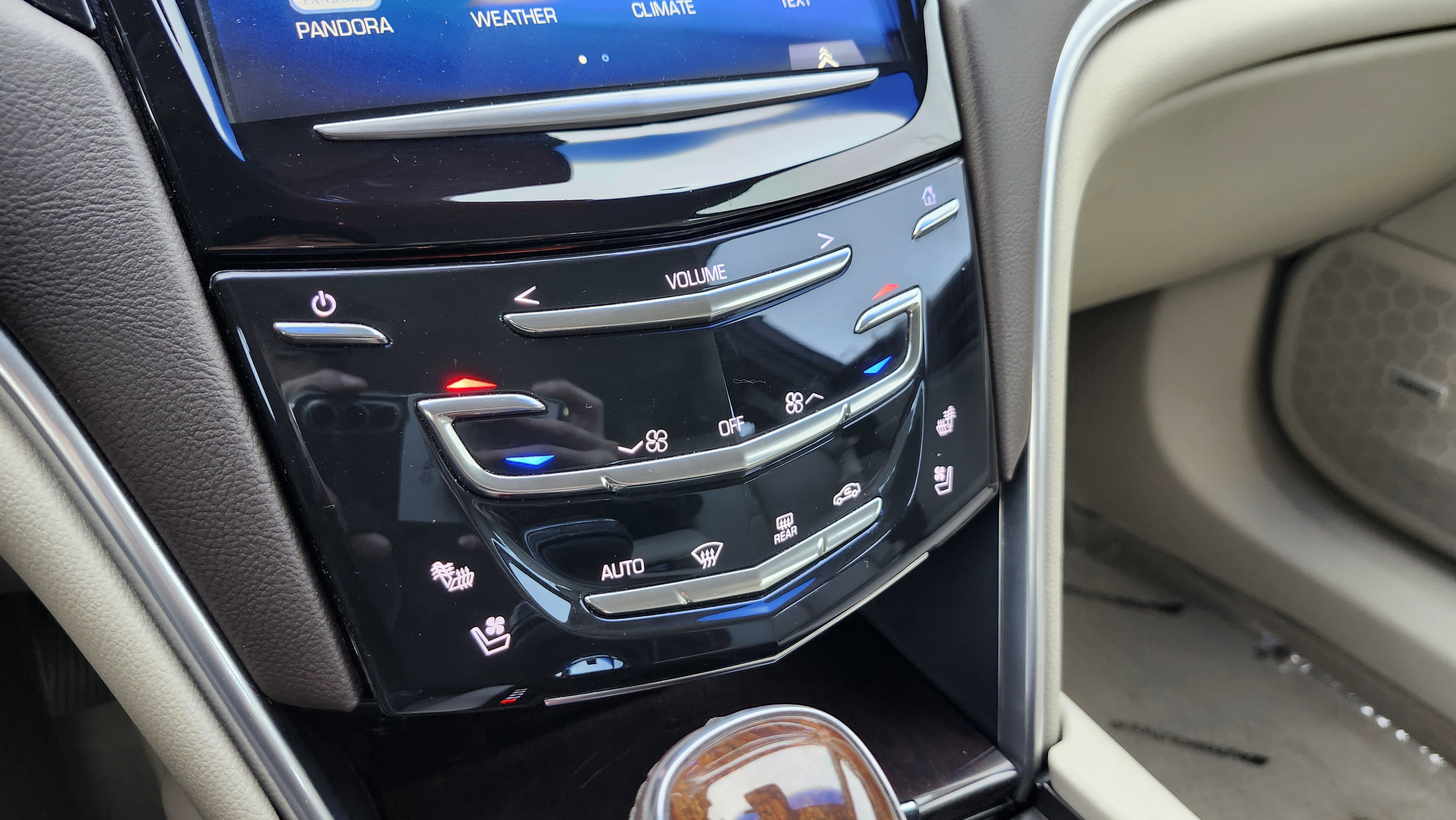 Used 2015 Cadillac XTS Luxury w/ Driver Awareness Package image 31