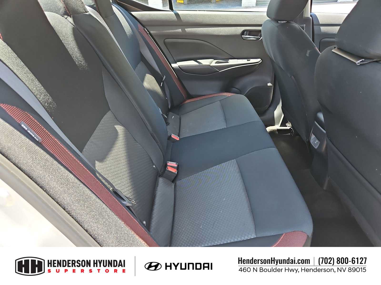 Used 2024 Nissan Versa SR FWD image 20