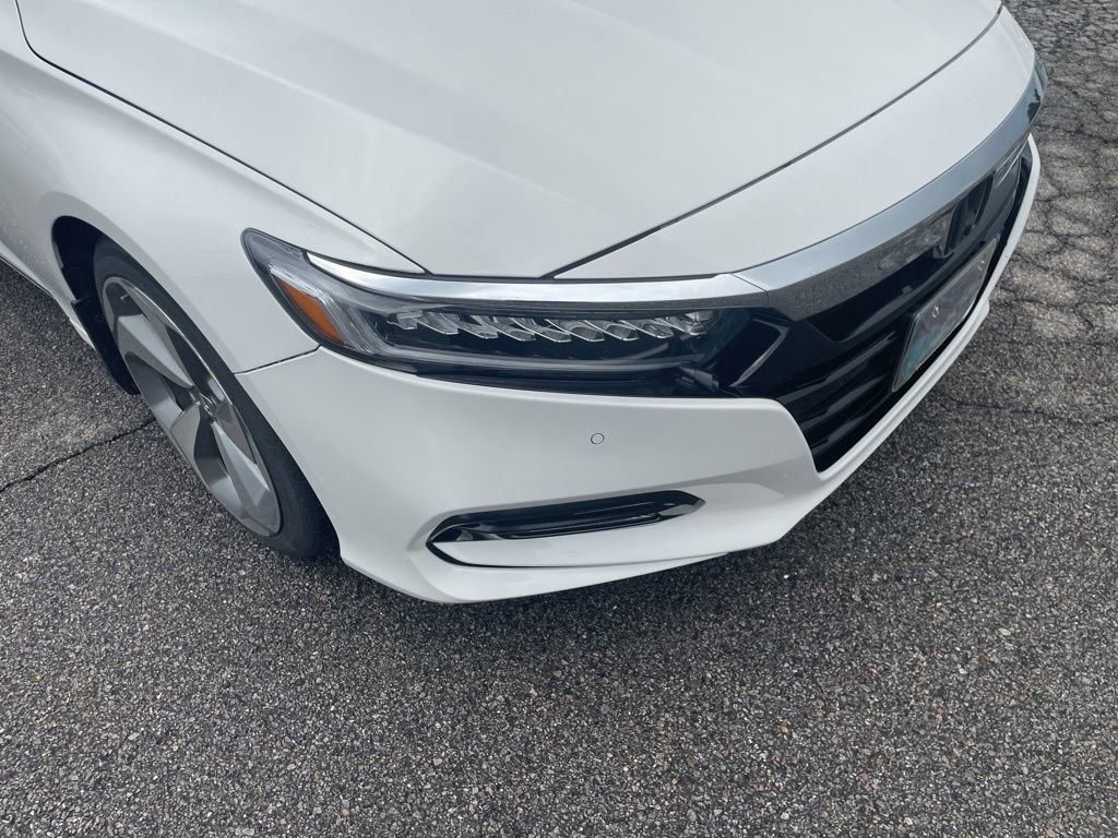 Used 2018 Honda Accord Touring image 15