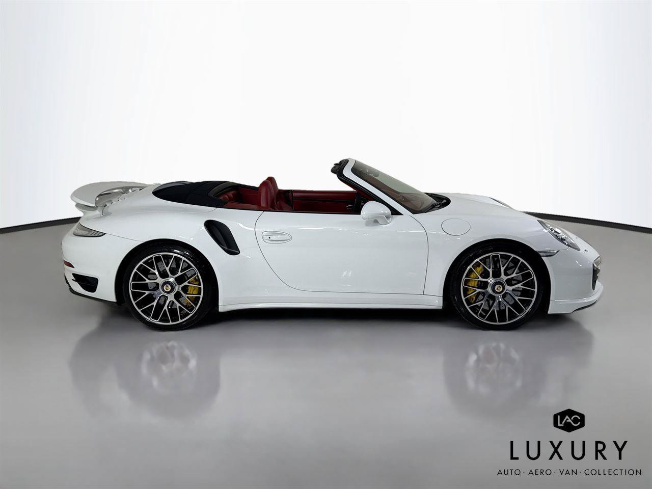Used 2015 Porsche 911 Turbo S AWD/4WD image 5
