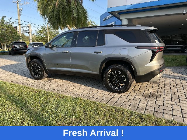Used 2025 Chevrolet Traverse Z71 w/ Driver Confidence Package AWD/4WD image 33