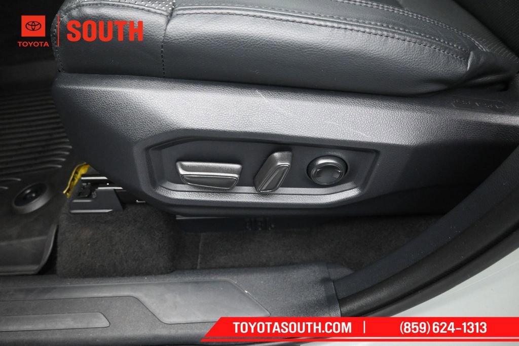 Used 2024 Toyota Sequoia Limited w/ Tow Technology Package AWD/4WD image 27