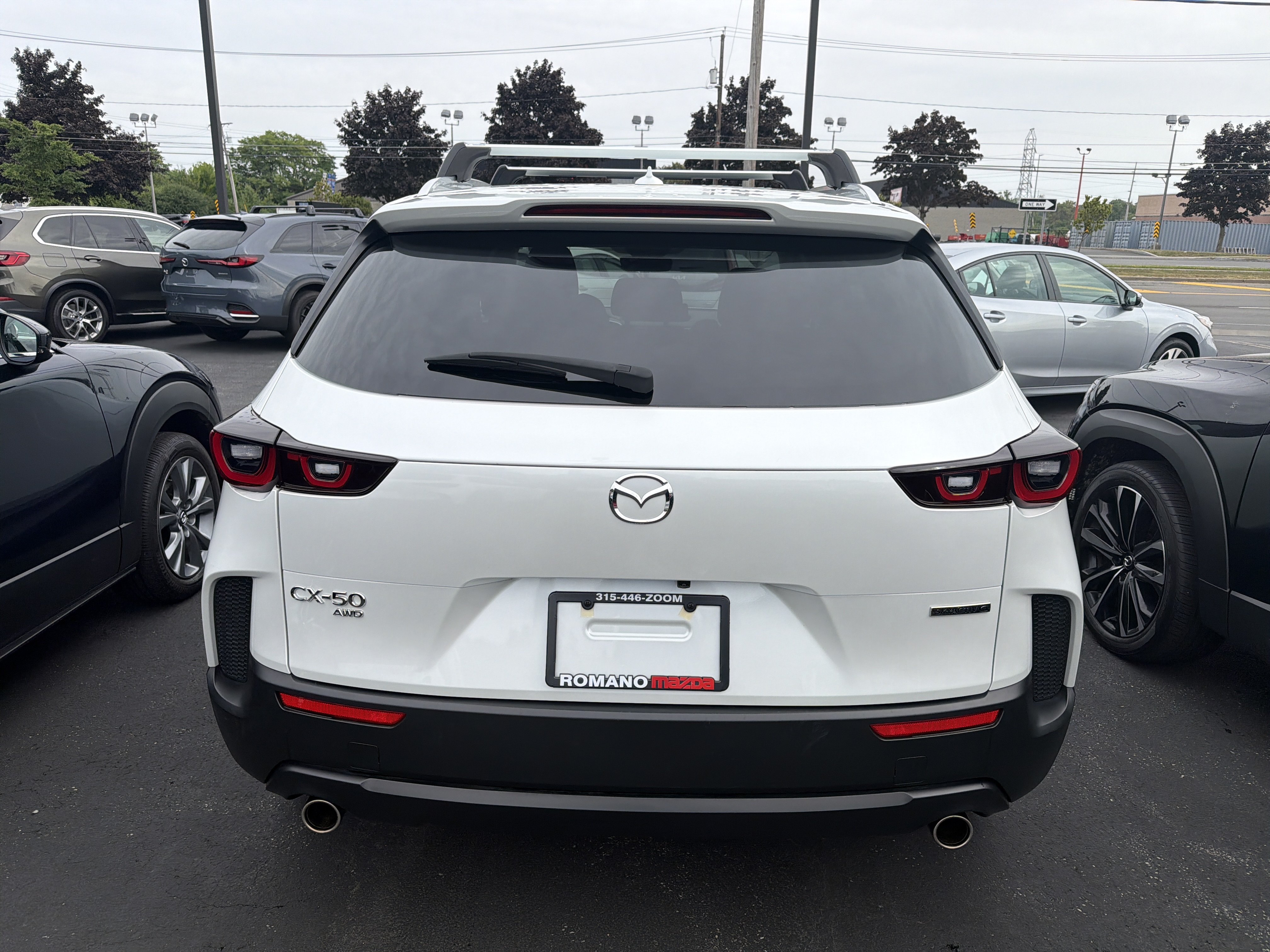 Used 2024 MAZDA CX-50 AWD 2.5 S w/ Weather Package image 6