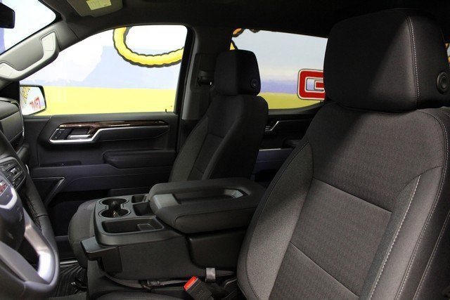 New 2026 GMC Sierra 1500 Elevation image 18