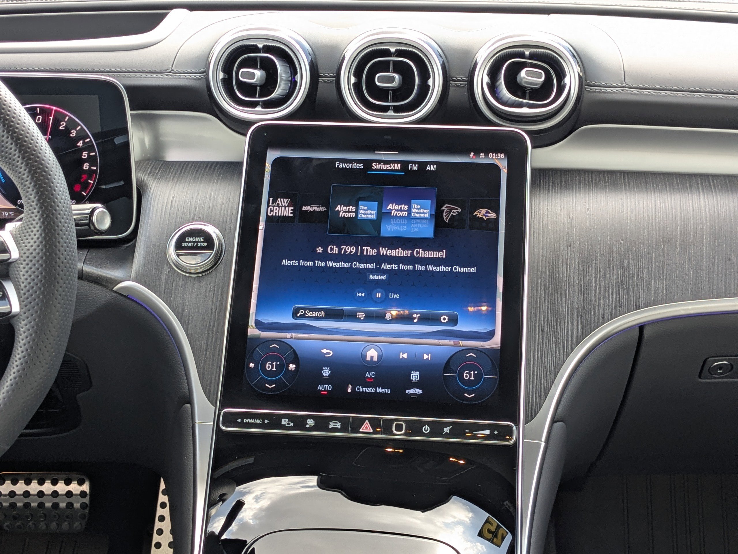 Used 2025 Mercedes-Benz GLC 350e GLC 350e 4MATIC image 17