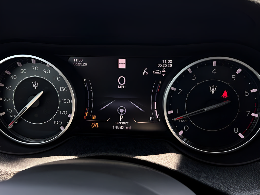 Used 2023 Maserati Levante GT AWD/4WD image 15