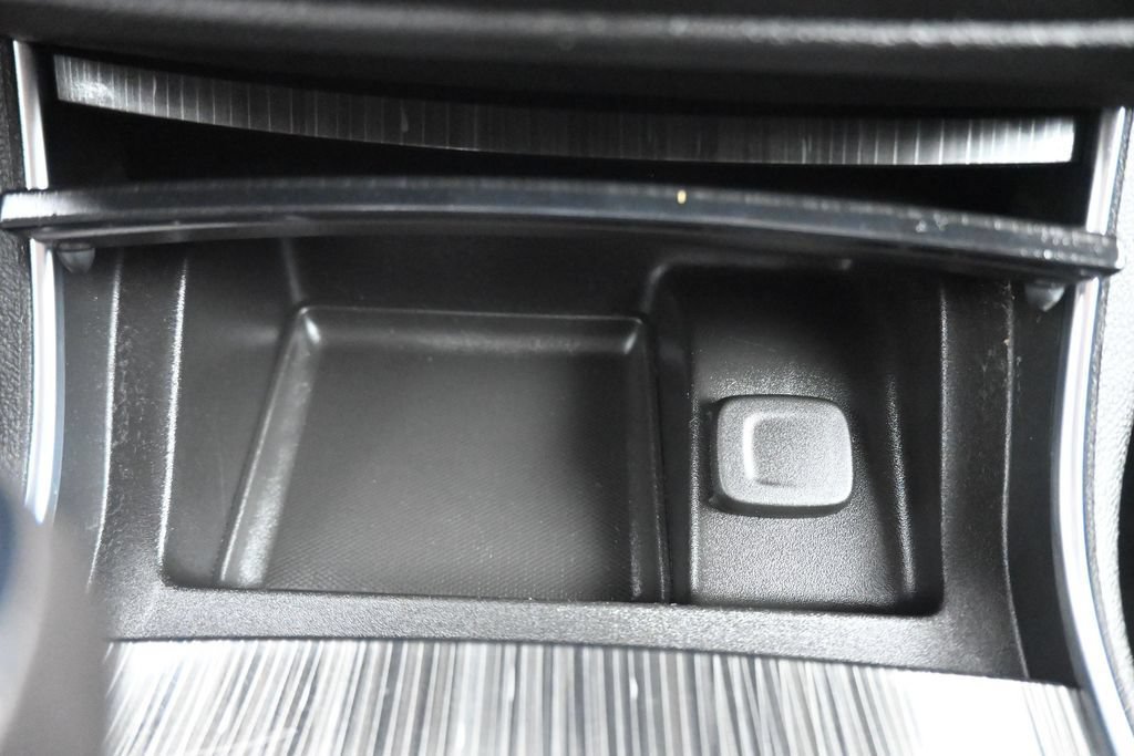 Used 2019 Chevrolet Impala LT FWD image 20
