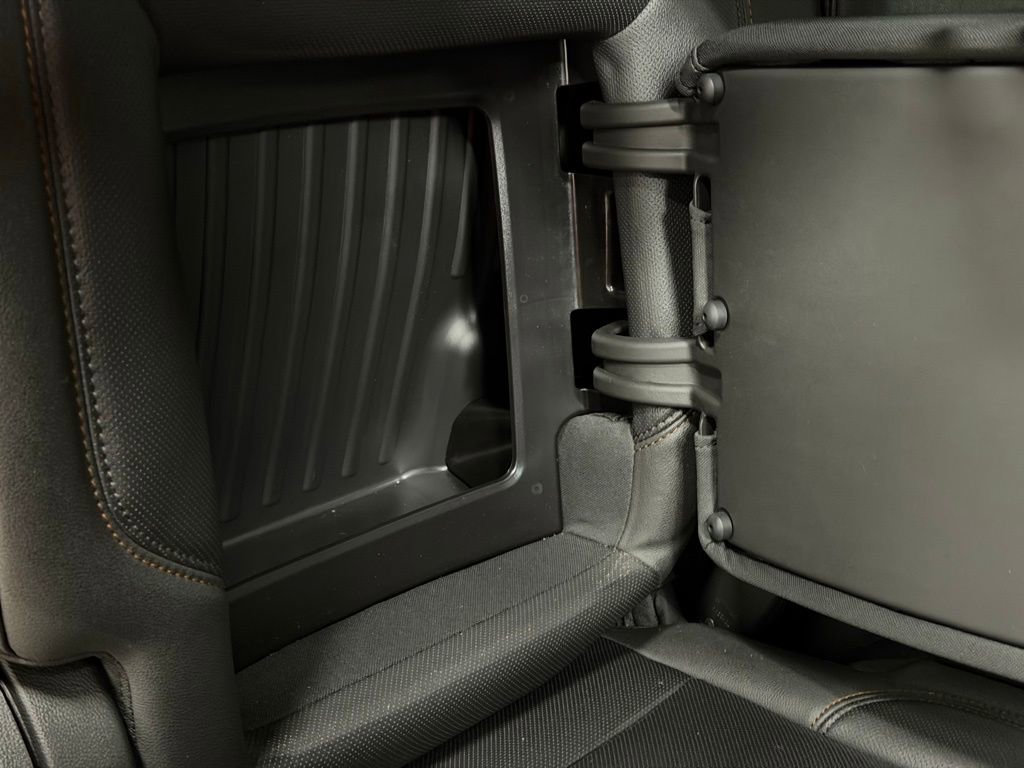 Certified 2025 GMC Sierra 1500 AT4 w/ AT4 Premium Package image 38