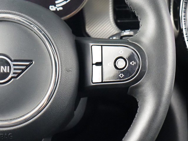 Used 2024 MINI Cooper SE image 21