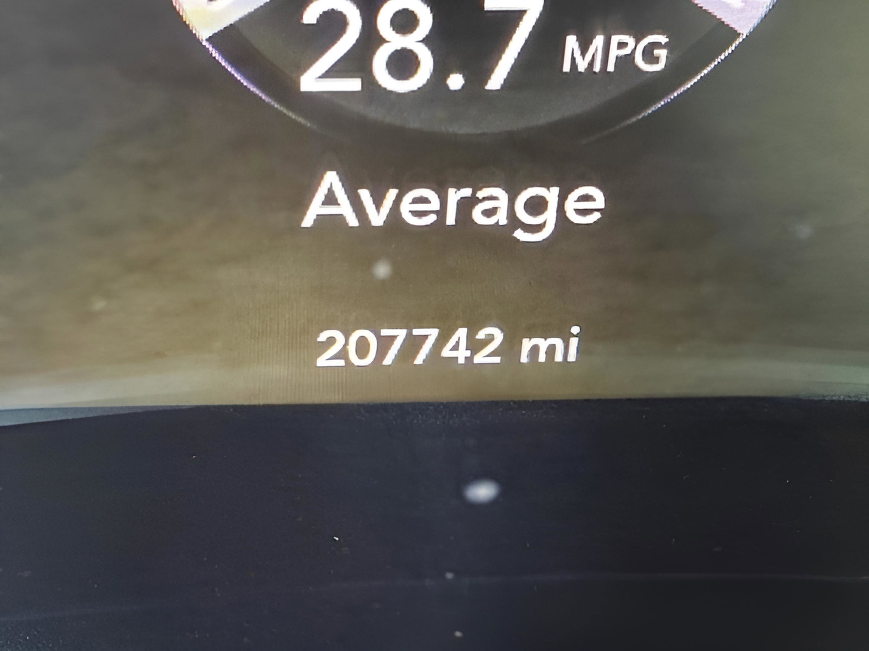 Used 2017 Dodge Charger SXT w/ AWD Plus Group image 28
