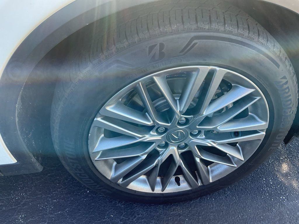 Used 2022 Acura MDX SH-AWD w/ Advance Package image 11