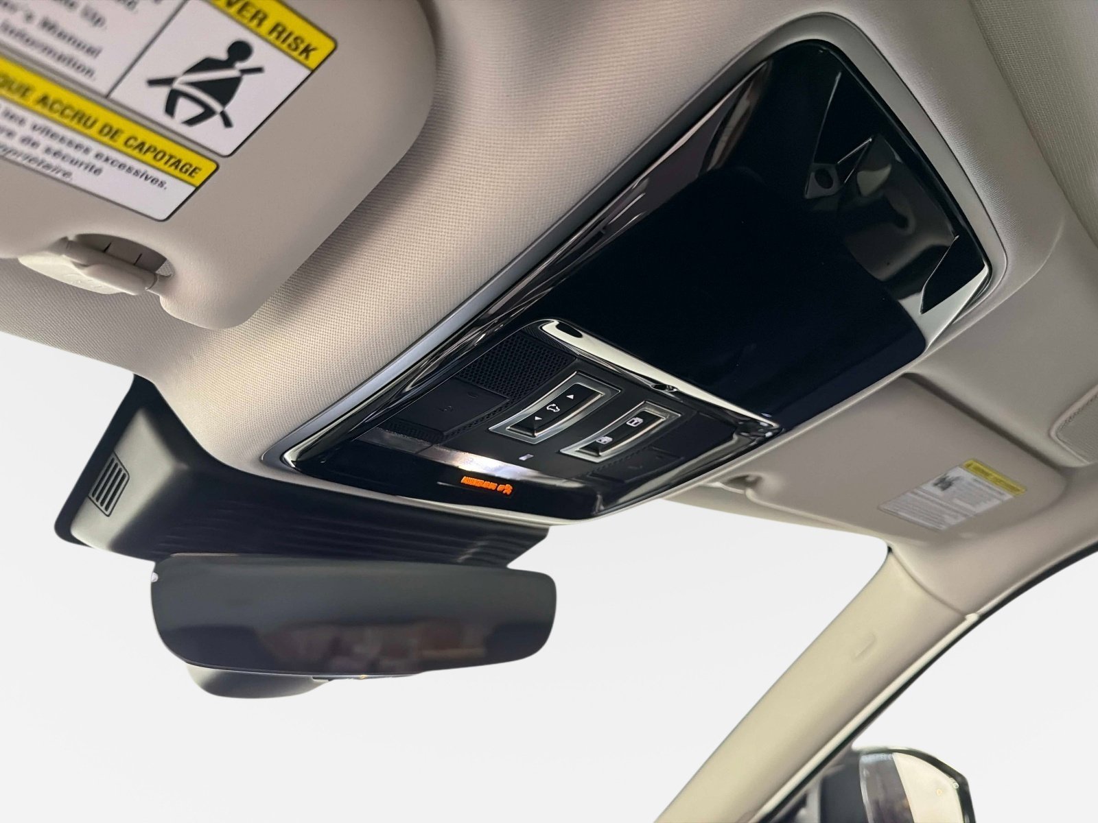 Used 2025 Land Rover Range Rover Velar Dynamic SE AWD/4WD image 47