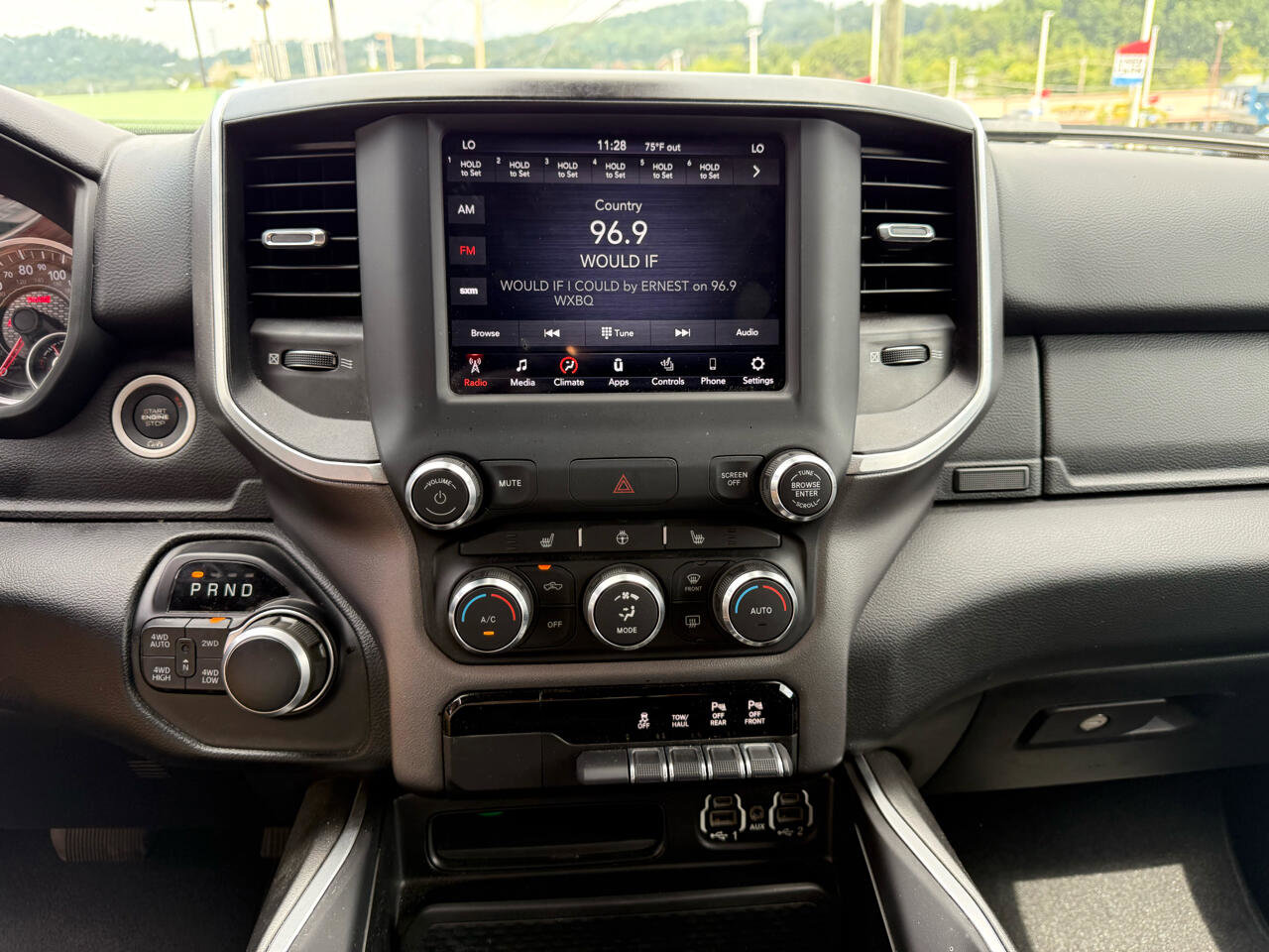 Used 2020 RAM 1500 Big Horn image 9