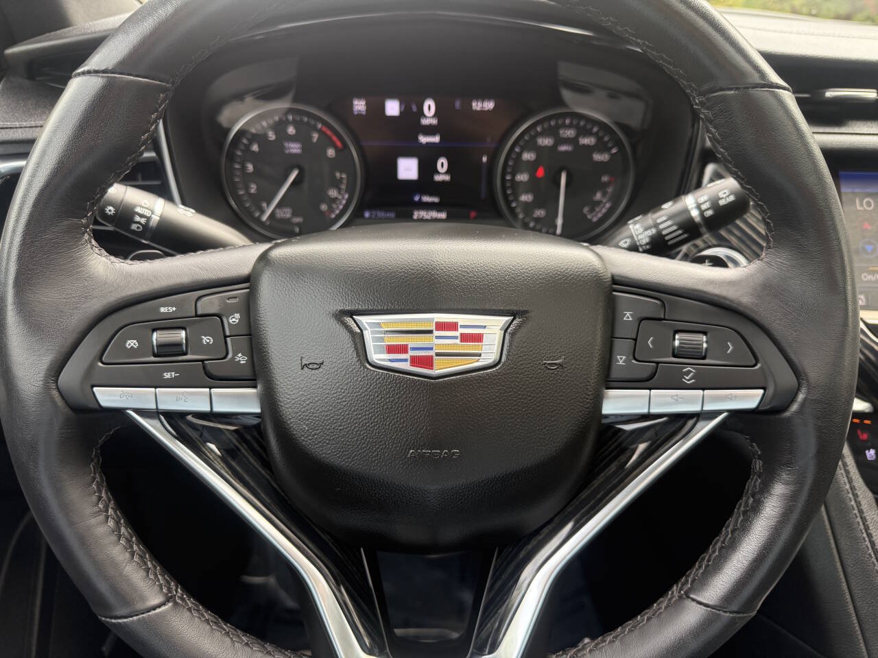 Used 2024 Cadillac XT6 Premium Luxury w/ Technology Package AWD/4WD image 13
