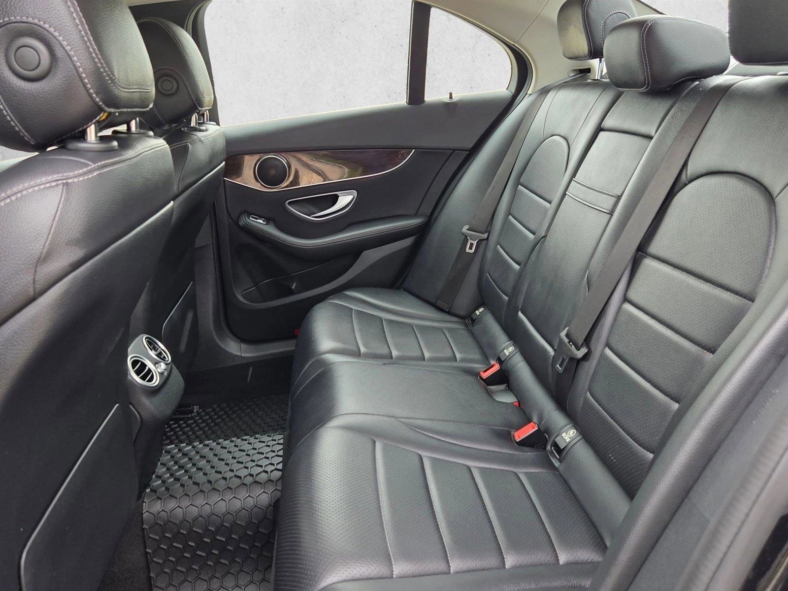 Used 2019 Mercedes-Benz C 300 Sedan image 20