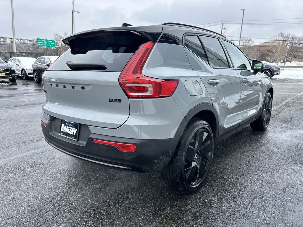 New 2026 Volvo XC40 B5 Ultra AWD/4WD image 8