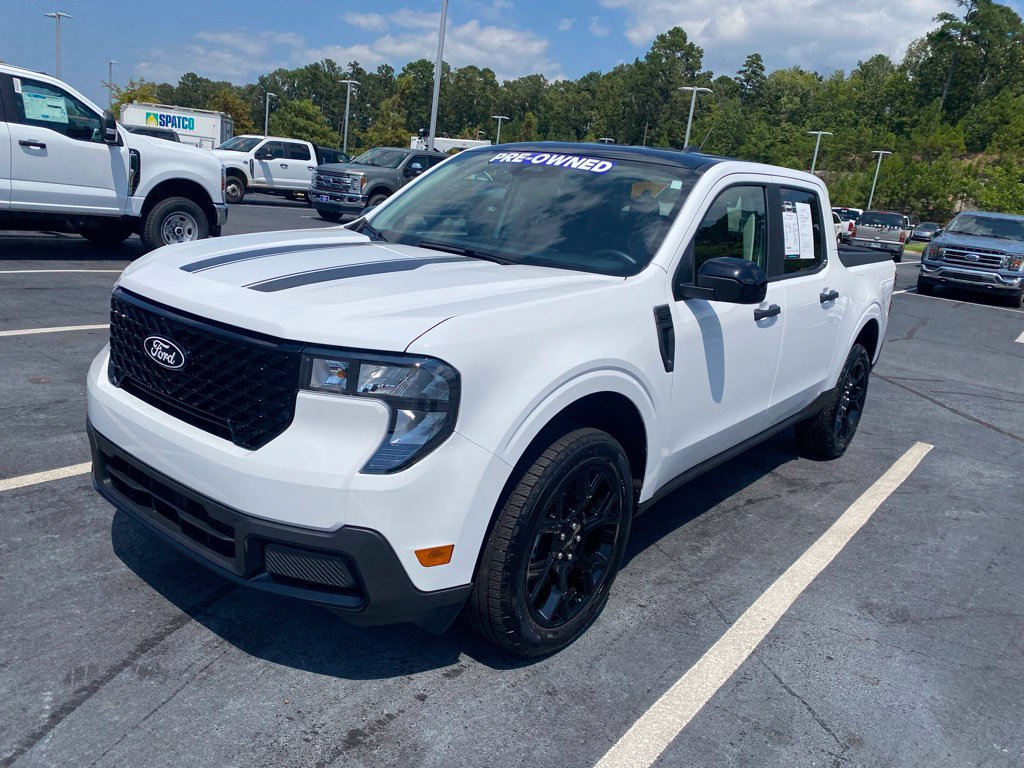Certified 2025 Ford Maverick XLT w/ Black Appearance Package AWD/4WD image 3
