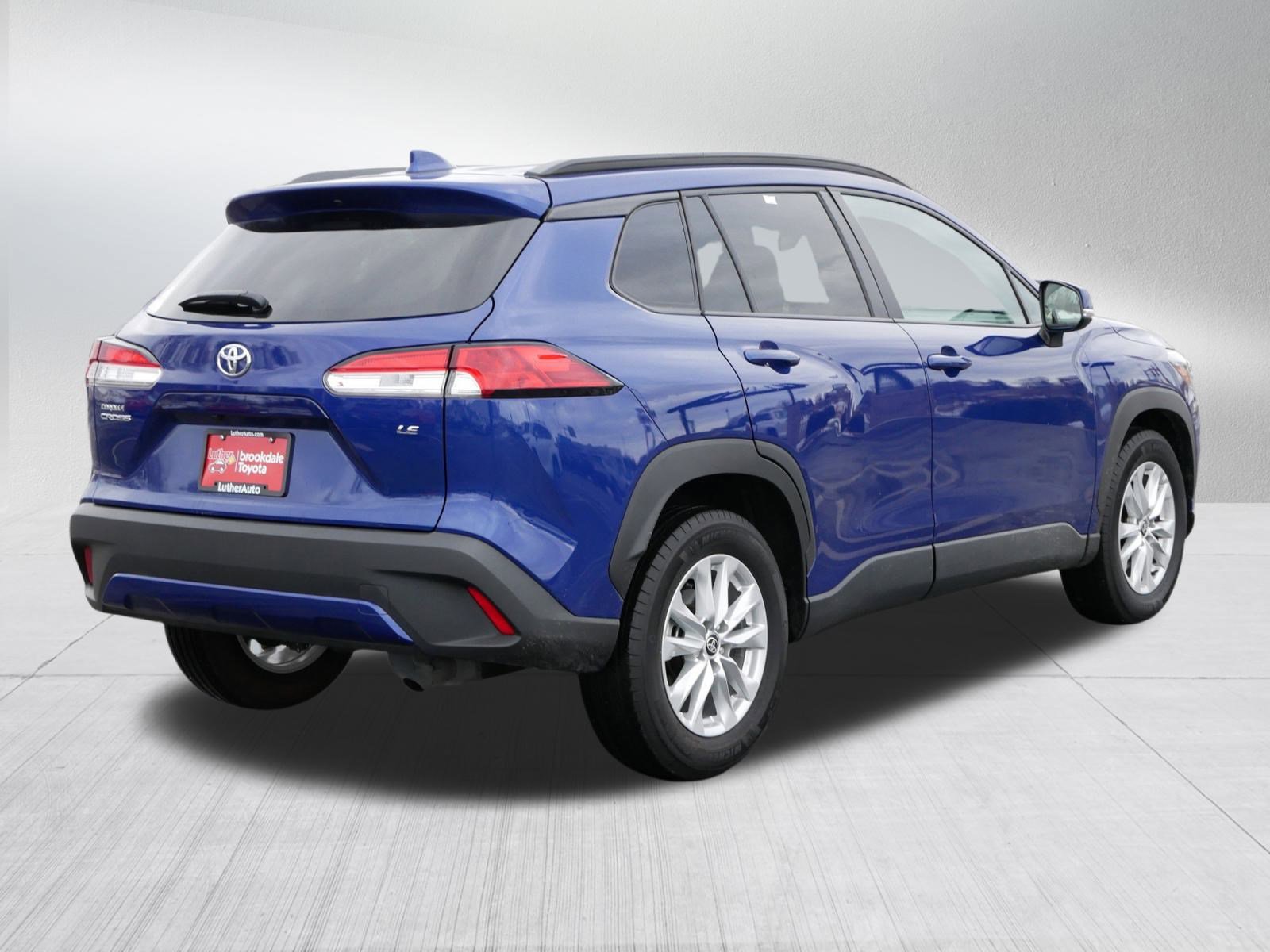 Certified 2024 Toyota Corolla Cross LE image 7