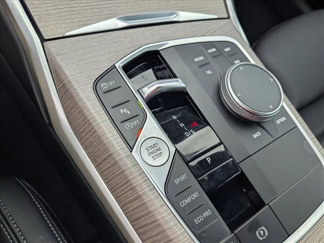 Certified 2025 BMW 330i Sedan w/ Convenience Package image 12
