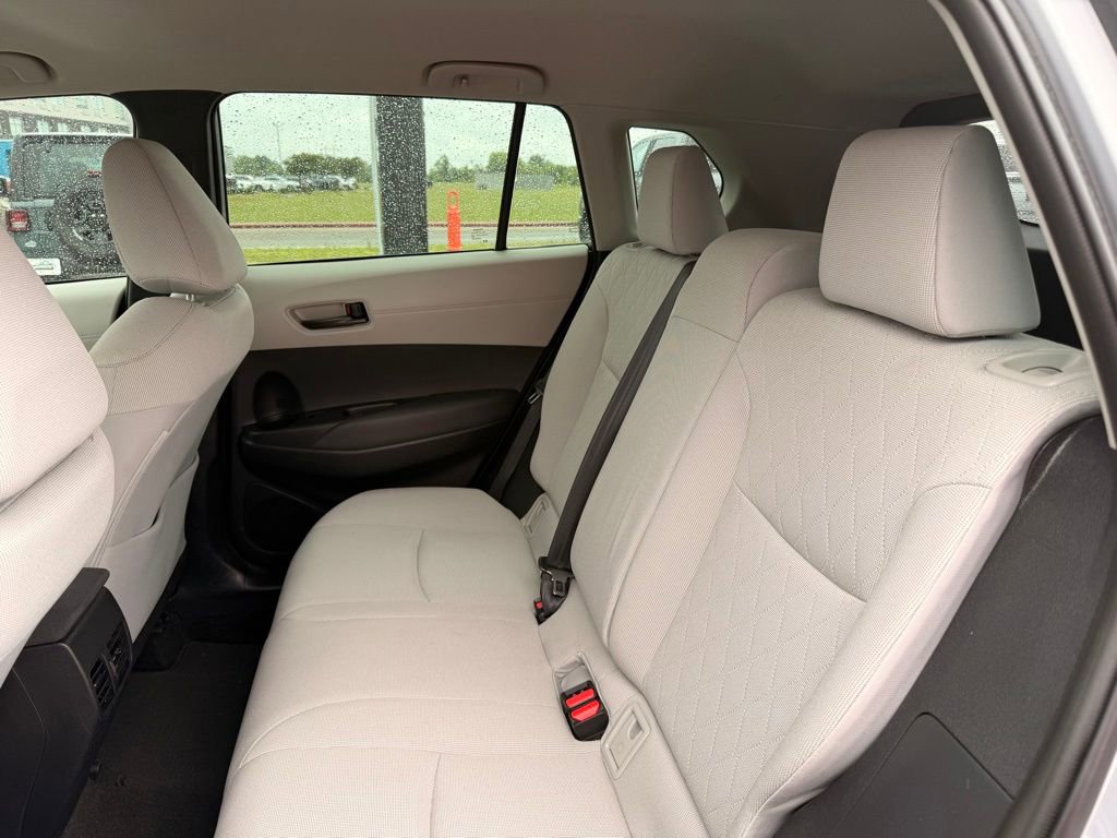 Used 2022 Toyota Corolla Cross L FWD image 27