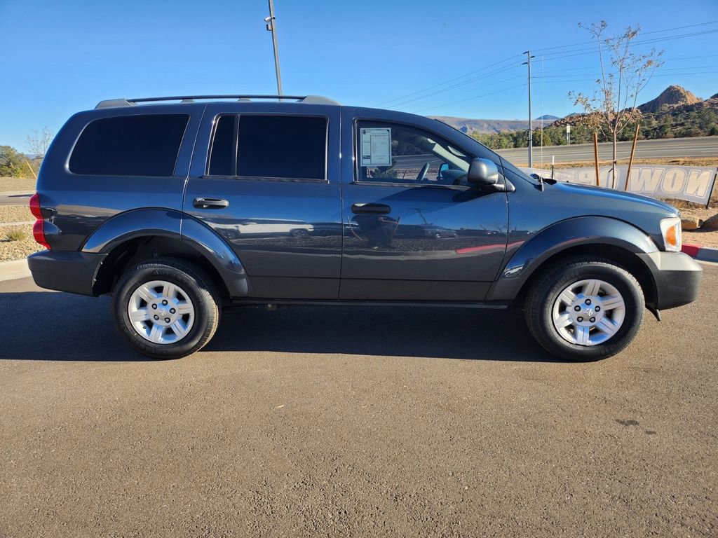 Used 2008 Dodge Durango SXT image 3